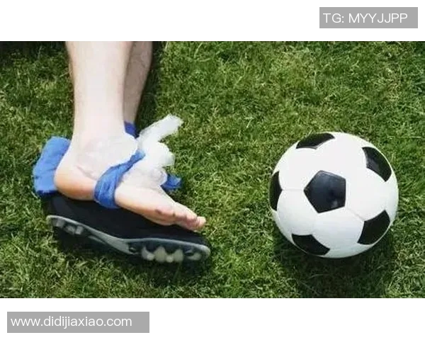 足球明星脚踝手术背后的故事与复出之路的挑战与希望